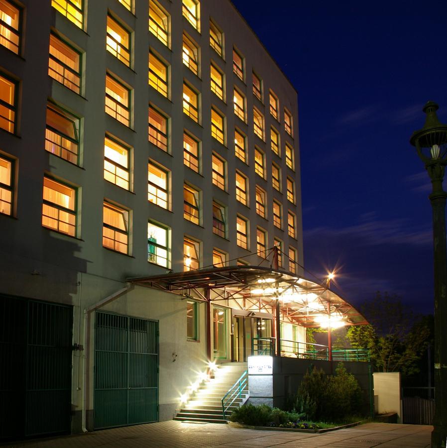Centre Hotel Kaunas Dış mekan fotoğraf