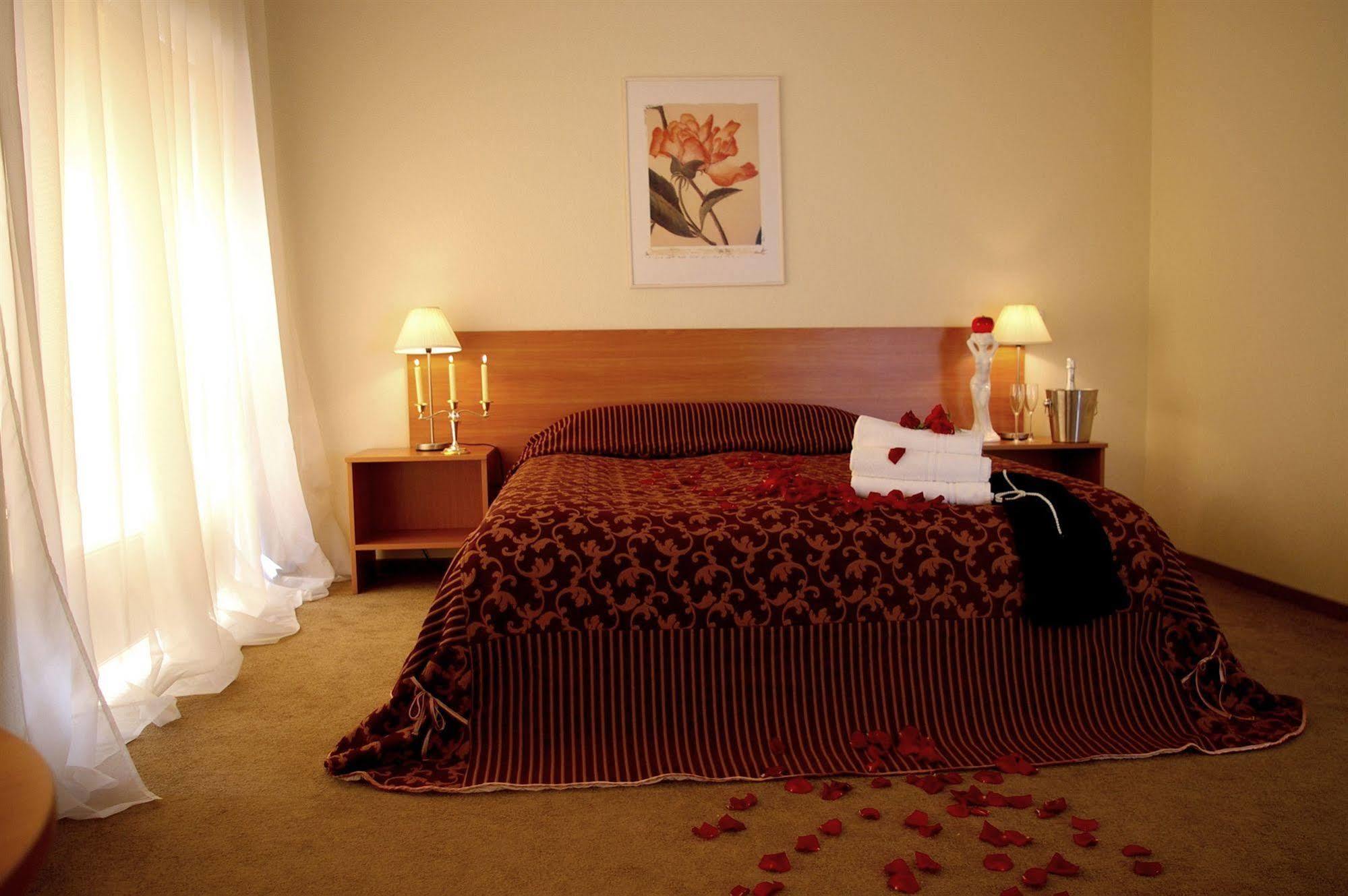 Centre Hotel Kaunas Dış mekan fotoğraf