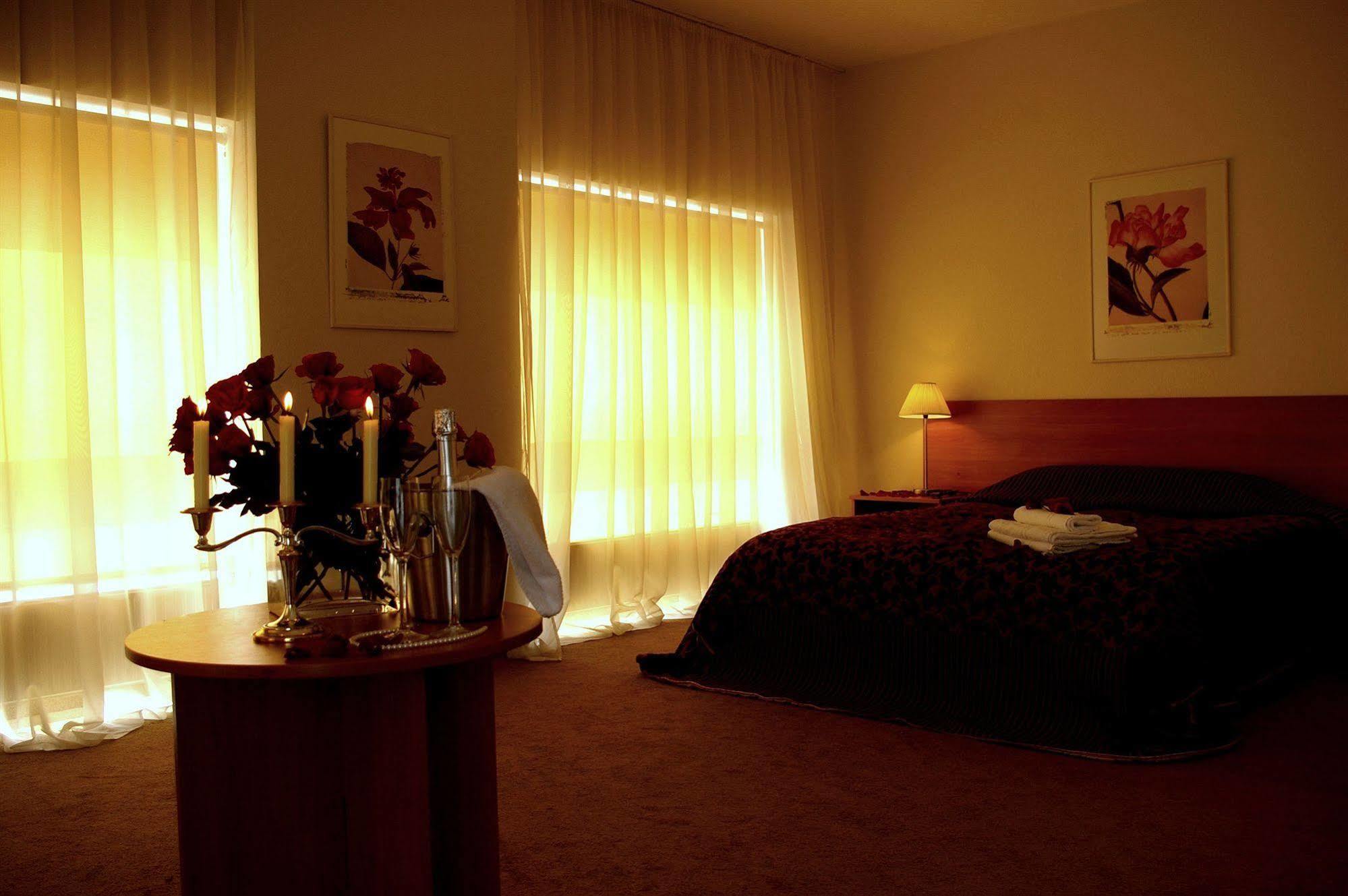 Centre Hotel Kaunas Dış mekan fotoğraf